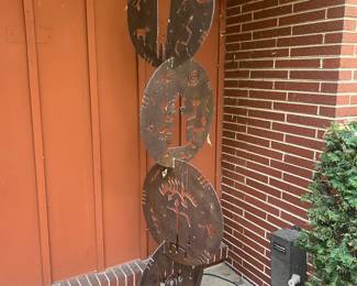 Outdoor sculpture $250