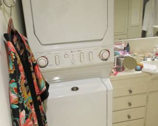Maytag washer and dryer, Works!