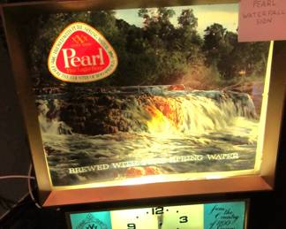 VTG Pearl waterfall beer sign - works!
