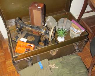 Antique WWII US Military trunk (with a plaque dated June 27, 1940)