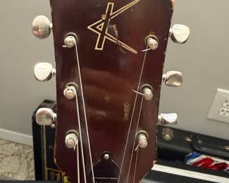 Kay Galaxie with single Barney Kessel "Kleenex Box" Pickup