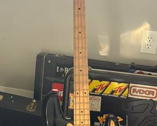 Fender Precision Bass Special