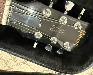 Gibson ES-135 