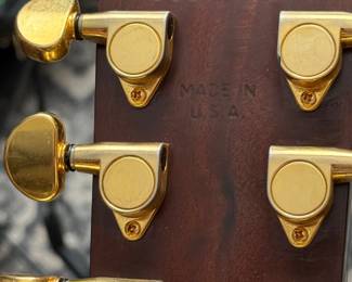 Working Man J-45 Antique Walnut