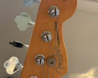 Fender Precision Bass Special