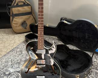 Gibson ES-135 