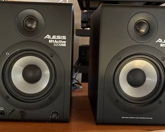 Alesis M1 active 520USB speakers