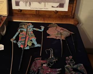 Puppets, puppets, puppets