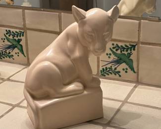 Faience Sacavém (1856-1994) glazed monochrome cat