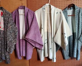 KO439VVintage Japanese Kimonos 