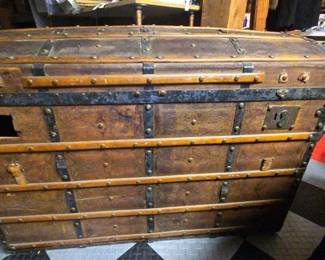 KO353Antique Wooden Dometop Trunk