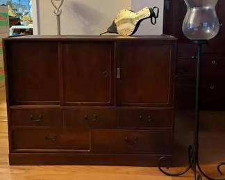 KO348Vintage Cabinet