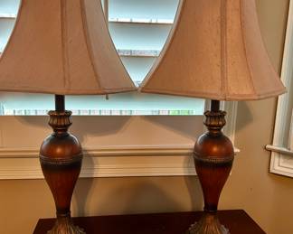Traditional Table Lamps Pair