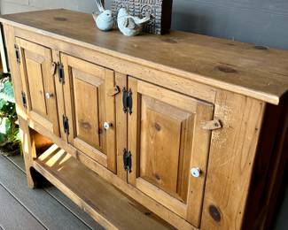 Pine Console / Sideboard