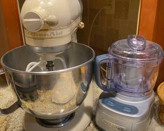 KitchenAid Ultra Power Plus 4.5-Quart Tilt-Head Stand Mixer and a Cuisinart food chopper.