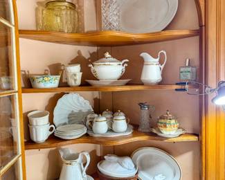 China and porcelain items