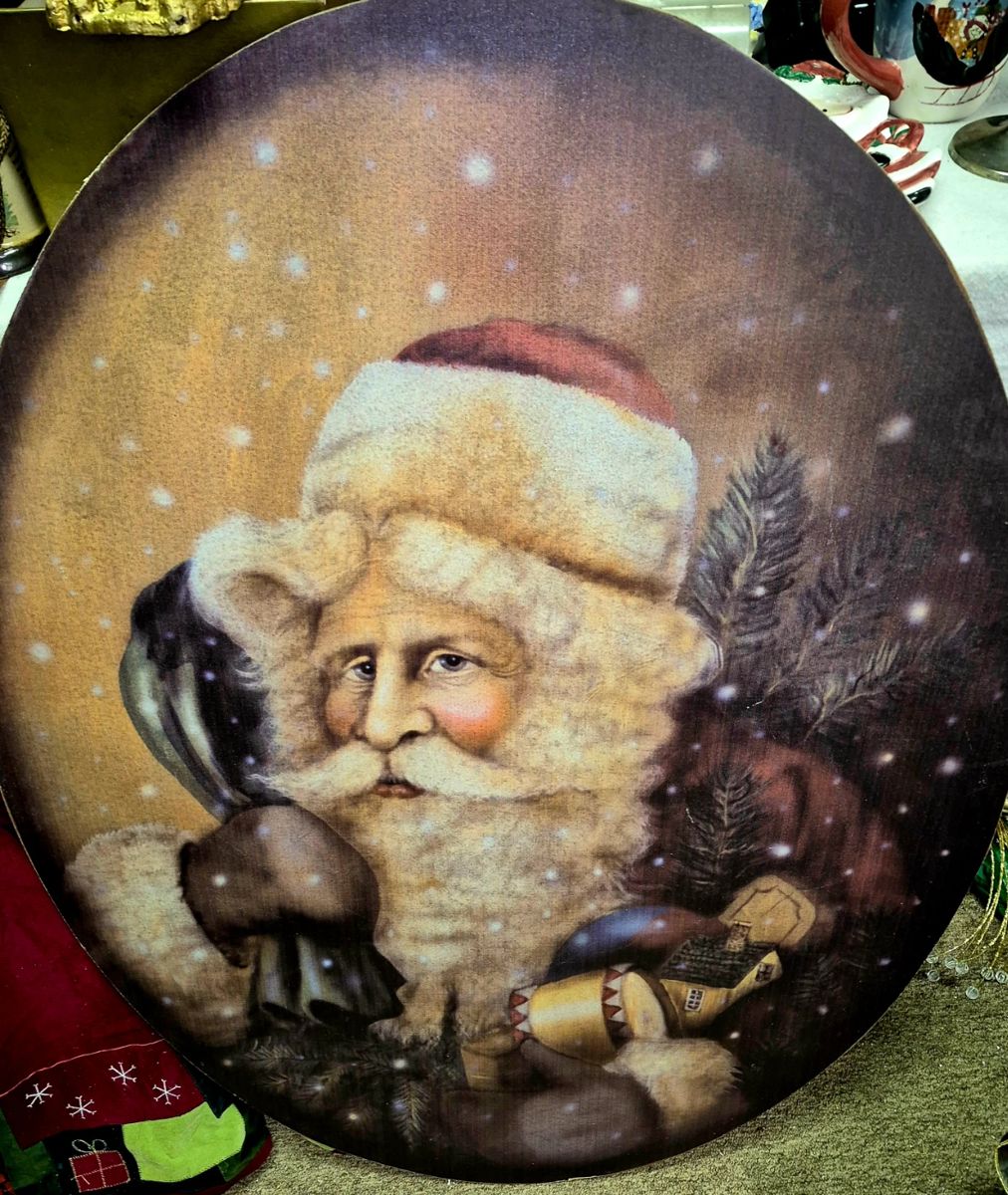 Save The Date and plan on attending next weekend's Large 2 Day Estate/Living Estate Sale w/ Part 3 of 3 Christmas Sale. 