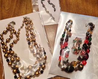 Much costume jewelry!!