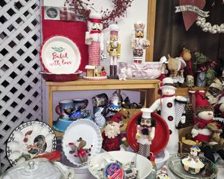 Holiday kitchen and cookware 