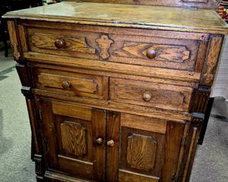 Antique Victorian oak wash stand  w/ lift top and carved backsplash 