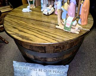 Barrel table w/ storage