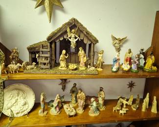 15 pcs. Fontanini Nativity set plus other nativity sets