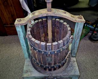 Large selection of primitives 