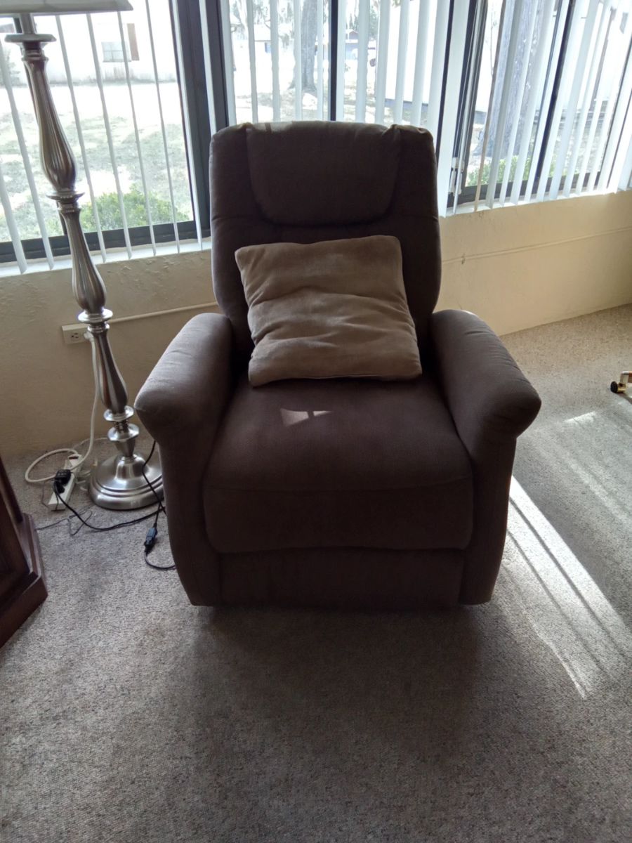 Lift chair recliner