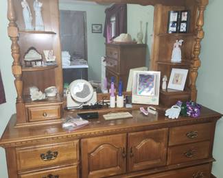 3 pc matching dressers