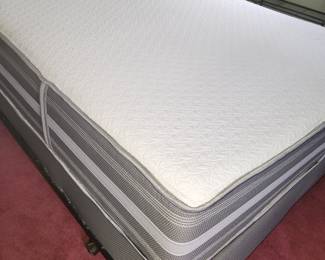 Queen mattress