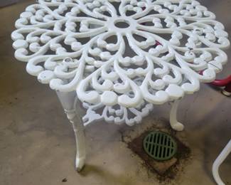 cast iron patio table