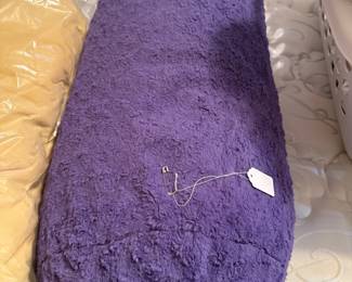 SHAGGY CYLINDER PILLOW