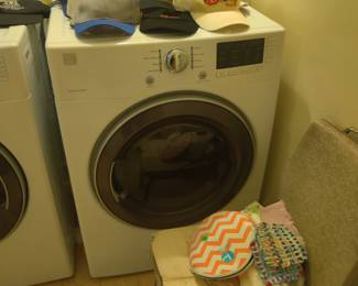 Kenmore Washer/ Dryer