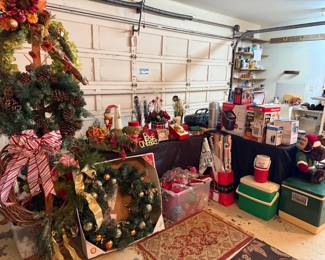 Tons of Holiday &b Wreaths