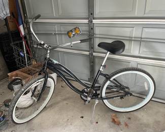$125 Giant Simple single bicycle