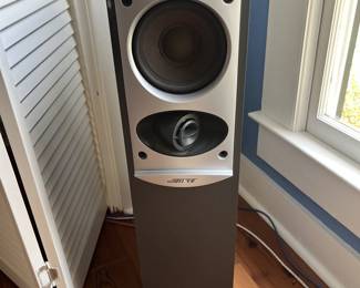 $200 Pair of Bose 601 IV speakers