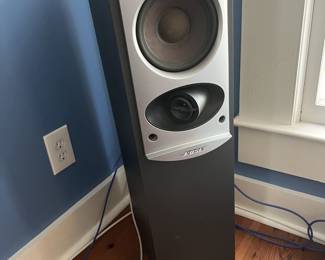 $200 Pair of Bose 601 IV speakers