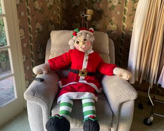 Even Mrs. Claus get Tired