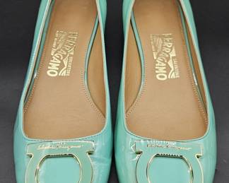Salvatore Ferragamo Turquoise Flats, Size 8