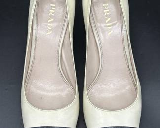 Classic Ladies Black & White Prada Pumps, Sz. 37.5