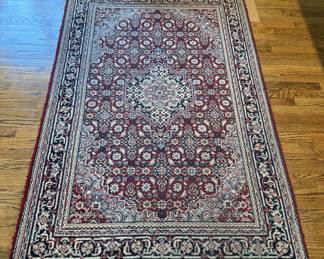 Oriental rug - 4'x6'