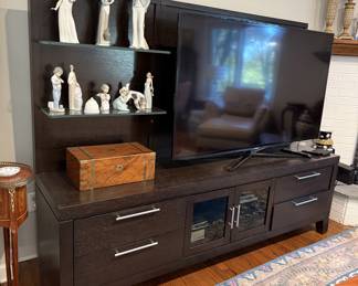 Contemporary media cabinet & Samsung TV