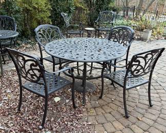 Cast Aluminum outdoor furniture