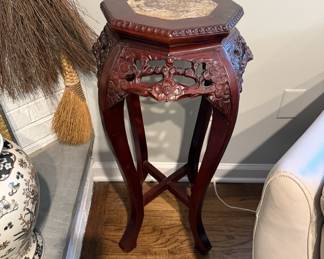 Asian pedestal stand