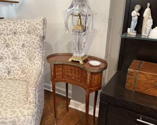 French stand w/ormolu gallery & mounts