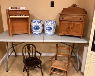 Miniature furniture & accessories