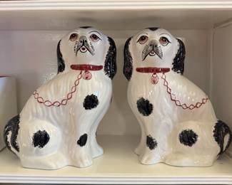 Ceramic foo dogs