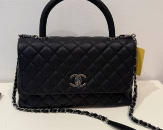 Chanel knockoff handbag