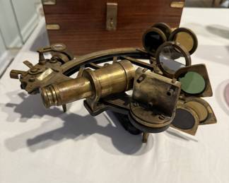 Vintage brass sextant w/case