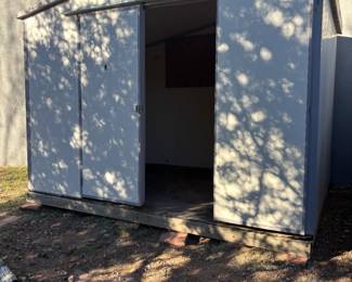 Outdoor Shed - must be removed - priced to sell